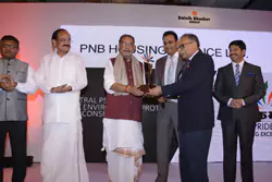 PNB Housing awarded for contribution towards CSR at the India Pride Awards – 2016