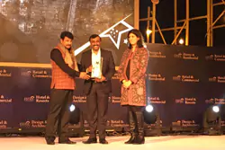 PNB Housing once again bags the ‘Housing Finance Company of the Year’ award at the 9th Annual Estate Awards 2016